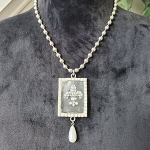 Women's White Faux-Pearl Round Beads Charm Pendant Necklace